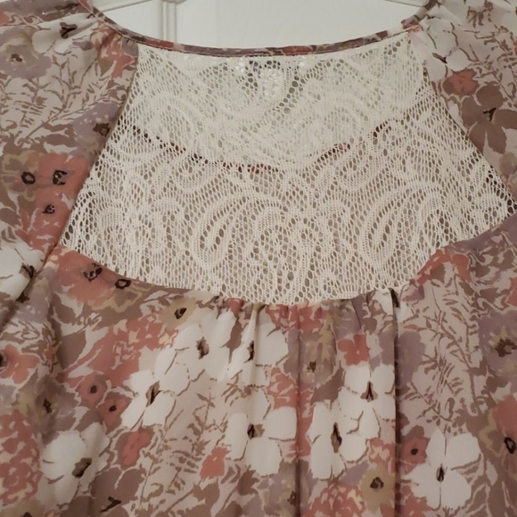 3/4 sleeve dress. - Picture 3 of 3